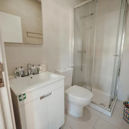 Appartamento Papa 2D - Papa Studio Central City View *